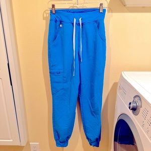 Figs High Waisted Zamora Jogger Scrub Pants- size XS (regular length) Royal Blue